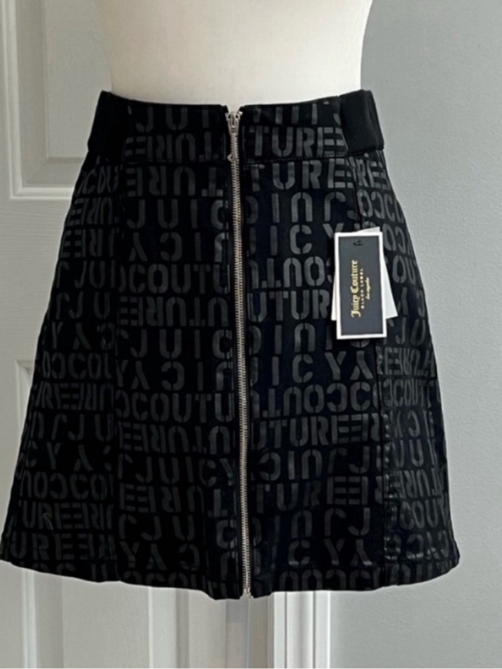 Juicy Couture Black Logo Skirt
Size S